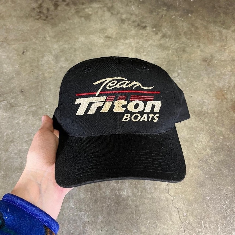 Vintage 90s Team Triton Boats black embroidered trucker hat